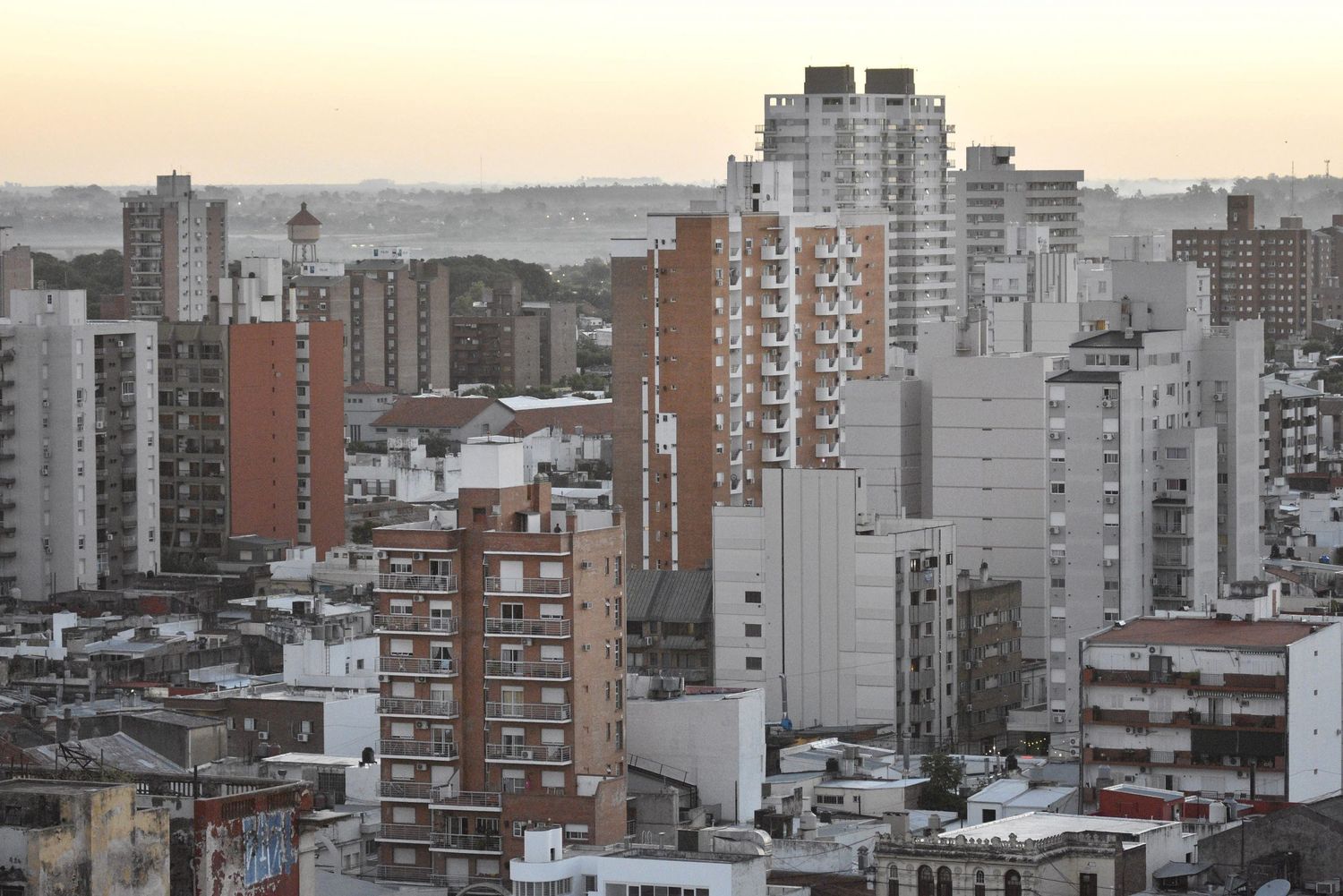 El Gobierno Nacional habilitó la actividad inmobiliaria y el servicio de mudanzas en Santa Fe y Rosario