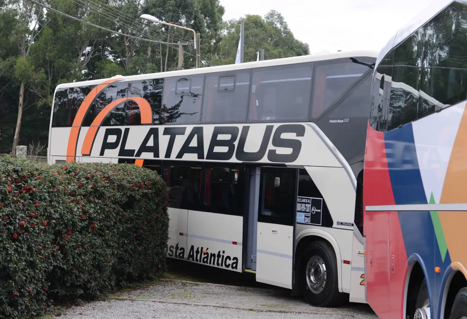 La empresa Platabus presentó su servicio de transporte de larga distancia entre Tandil y Retiro.