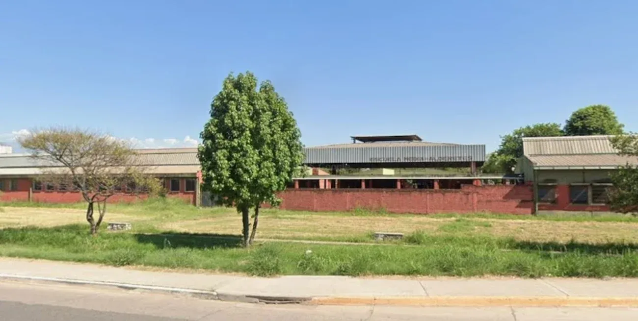 Violento episodio en una escuela: un alumno de 13 años apuñaló a compañera dentro de un aula en Tucumán