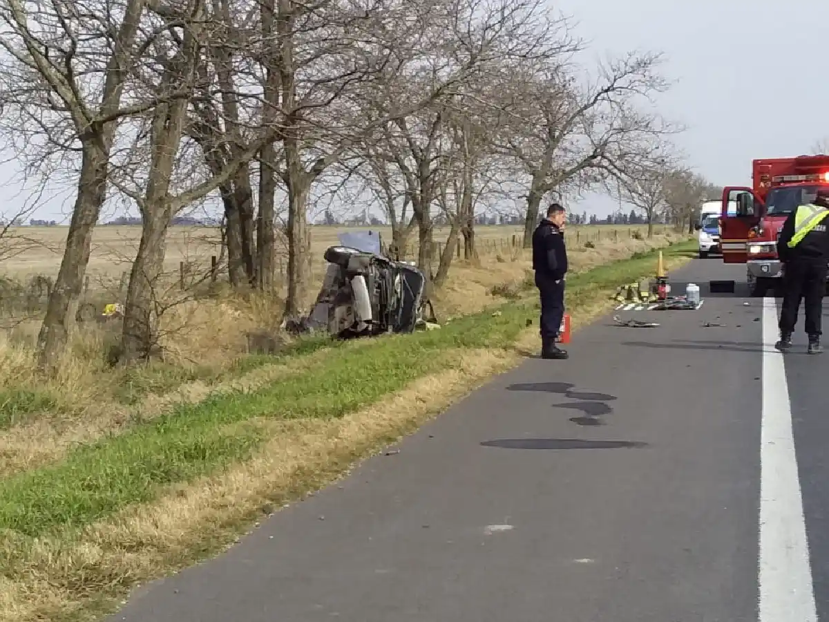 Cuatro muertos en Clucellas: despistó, volcó y chocó contra un árbol en la autovía 19
