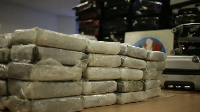 FORMAS DE ECONOMÍA CRIMINAL: Colombia acusa a Venezuela de expandir el tráfico de drogas, trata de personas y minería ilegal