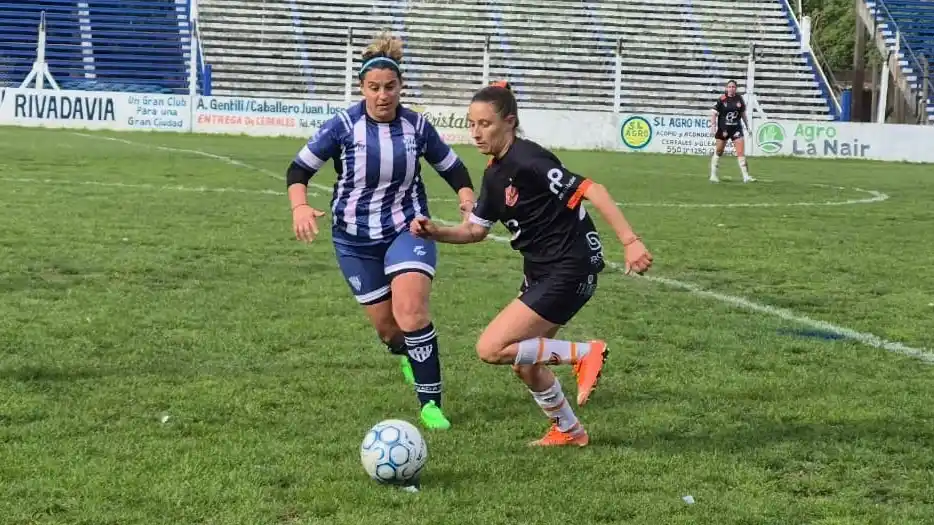 El Torneo Clausura de fútbol femenino pone primera