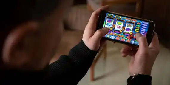 Buscarán prohibir el uso de tarjetas de crédito en las plataformas de apuestas online