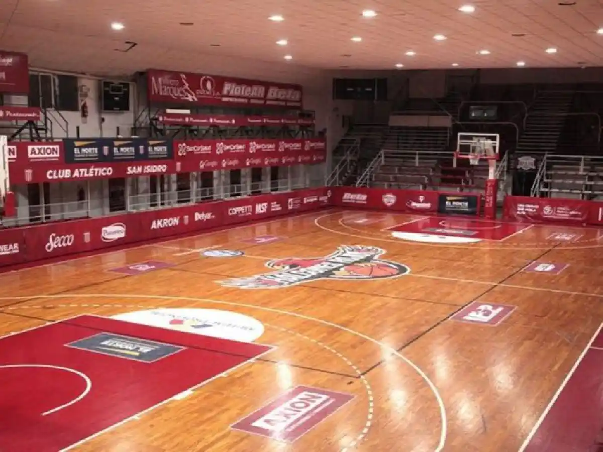 Hace 60 años San Isidro  inauguraba su cancha techada