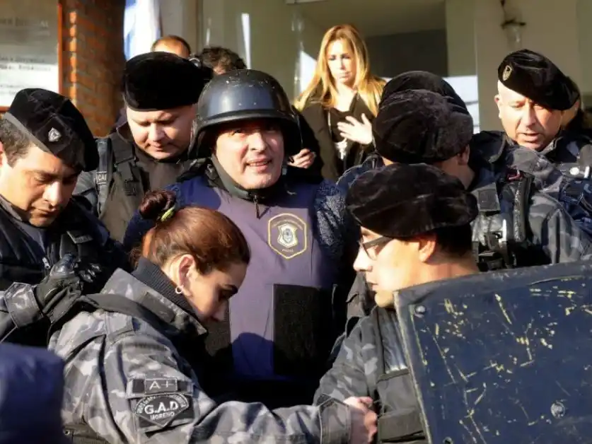 Trasladaron a José López al hospital por "un cuadro psicótico"