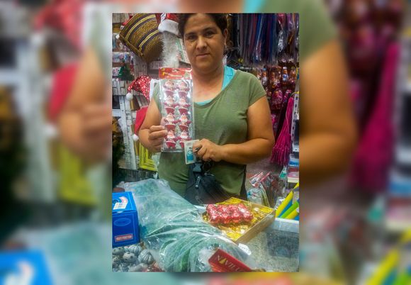 María ganó el arbolito de Navidad de La Bomba