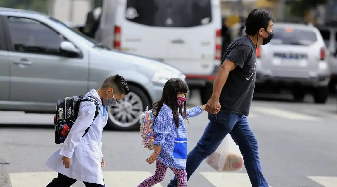 Justicia porteña ordenó continuidad de clases presenciales