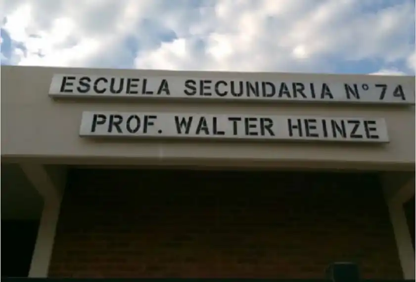 Estudiantes de la Escuela Secundaria Nº 74 realizarán la promesa de lealtad a la Constitución Nacional