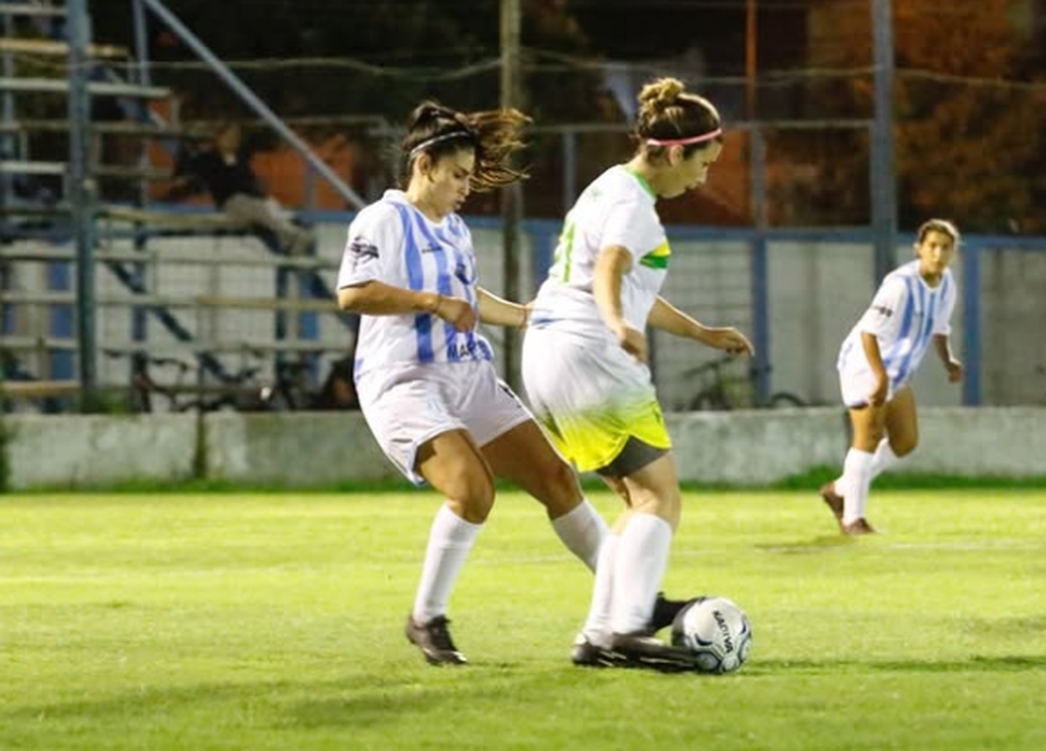 Unión del Suburbio y Juventud Unida definen el Torneo Clausura de fútbol femenino