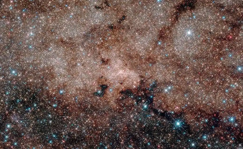 Detectan en el espacio interestelar una molécula orgánica capaz de generar vida