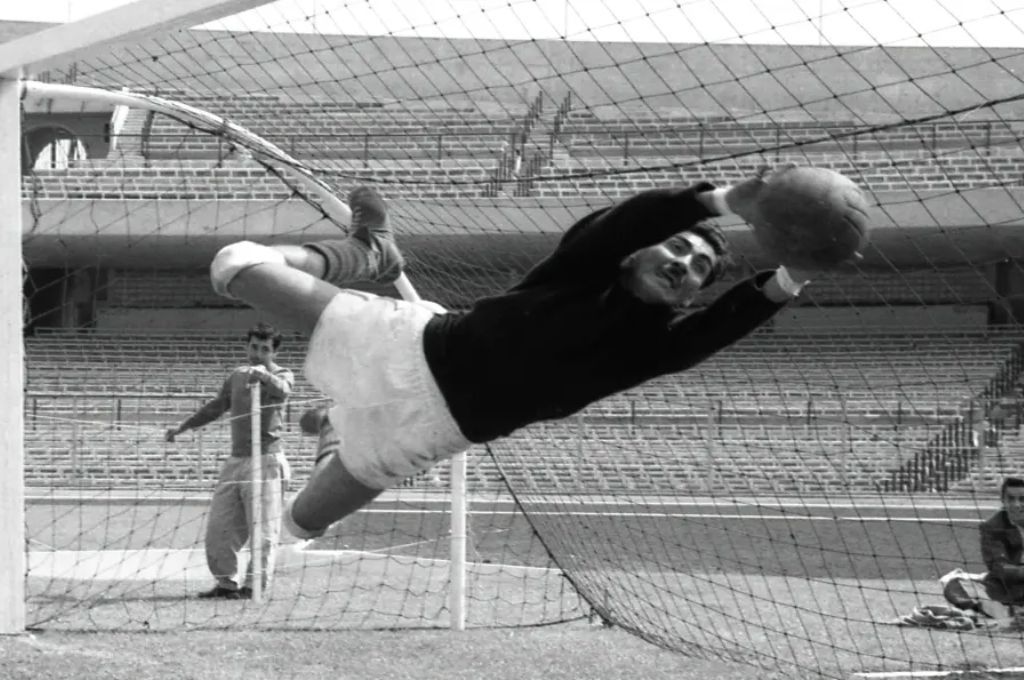 Murió Antonio “La Tota” Carabajal, leyenda del fútbol mexicano