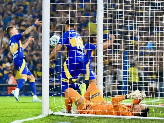 Boca eliminado de la Copa Libertadores tras caer en penales ante Alianza Lima