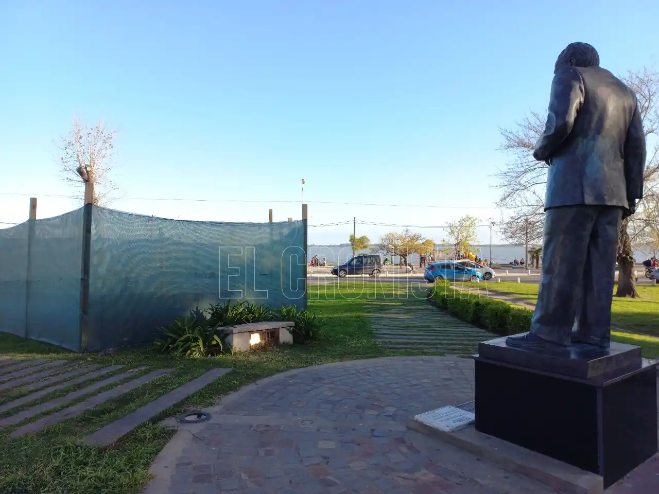 Sin pasar por el Concejo – Lorenza Márquez: “Comenzaron con una obra aceptando un bien donado”