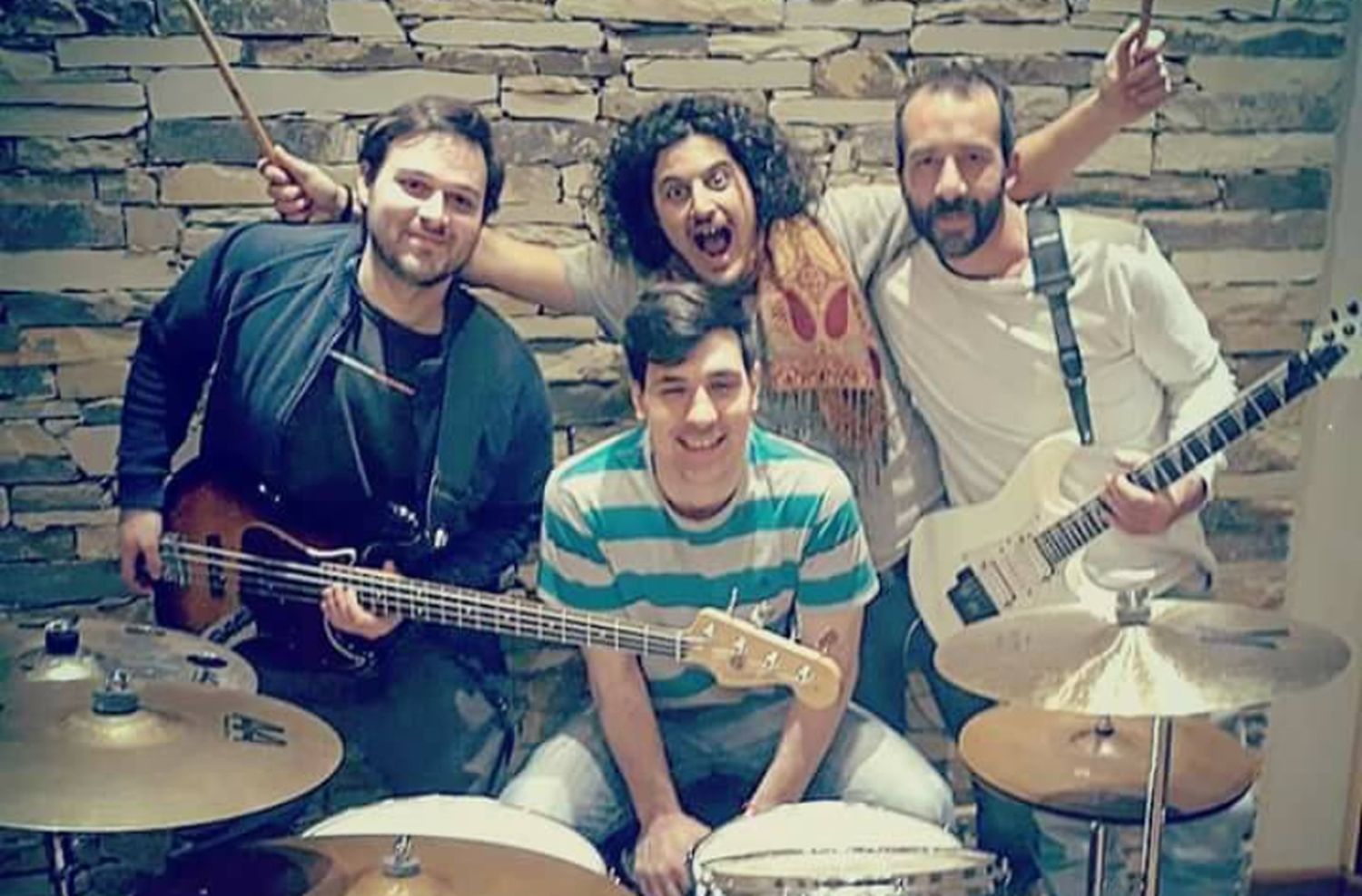 Nómada y ADN Life rockearán en el Teatriz