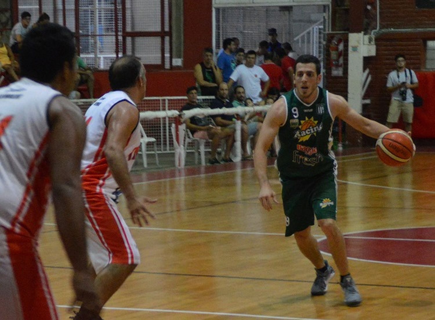 Racing recibe a Luciano y Neptunia visita a ADEV