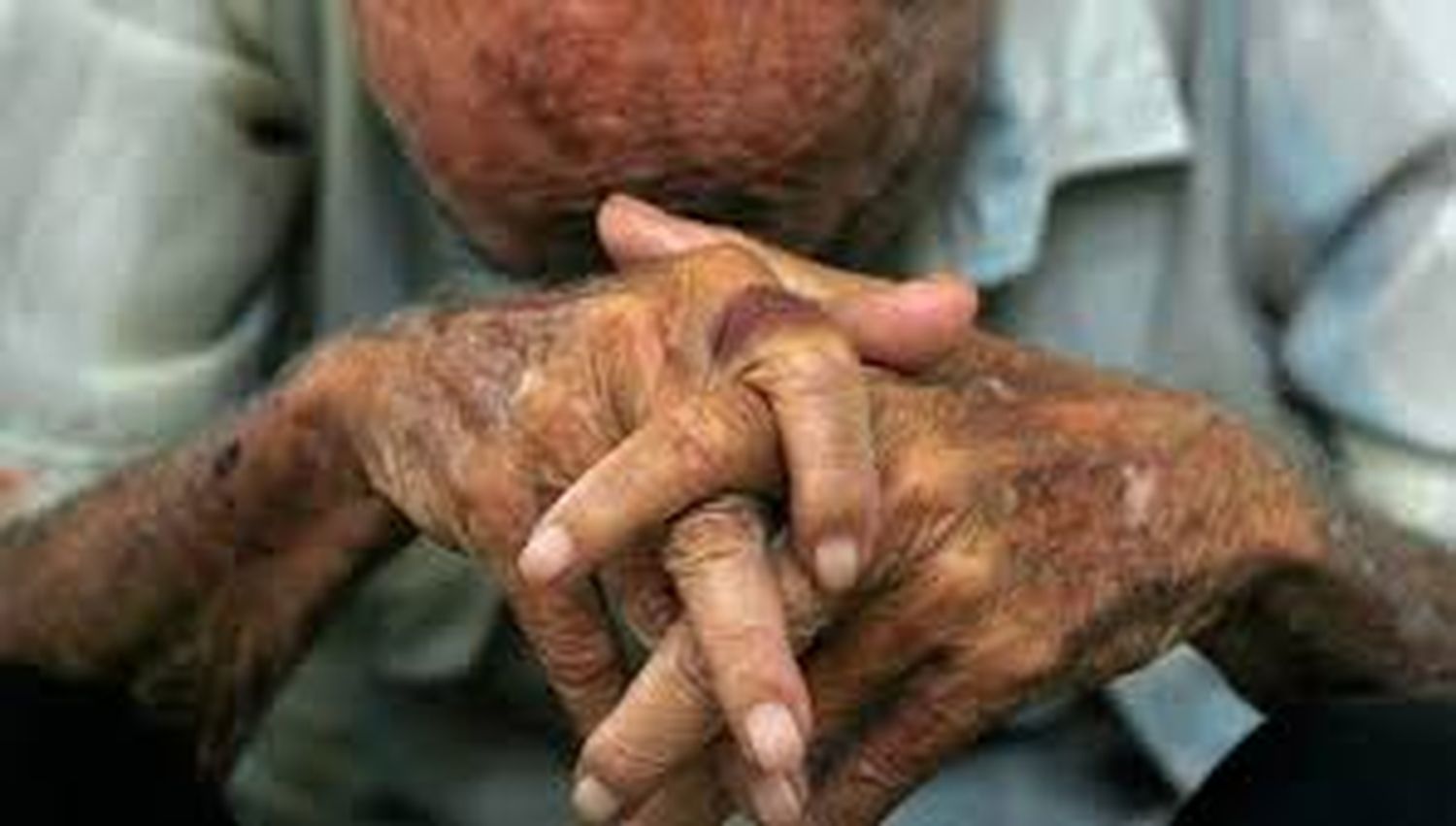 ABANDONADOS: 56 ancianos están presos sin ningún tipo de trato preferencial