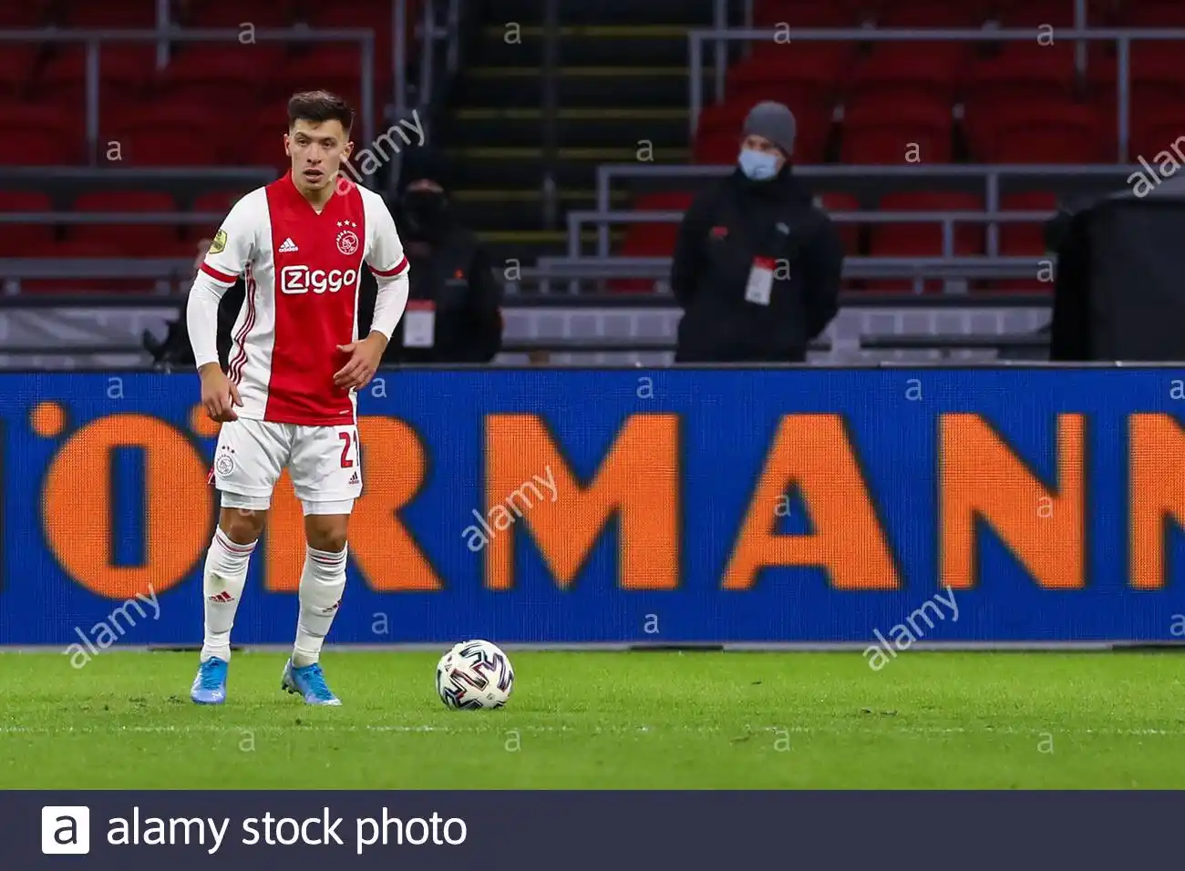 Lisandro Martínez disipa los rumores