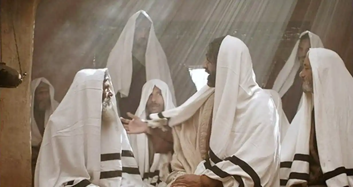 Una cosa es llamarse cristiano y otra bien distinta es pensar, sentir y actuar como Jesús.