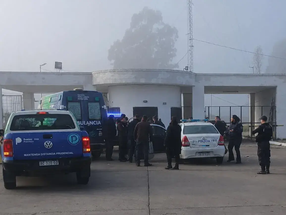 Preso se evadió de una patrulla frente al Penal de Campana