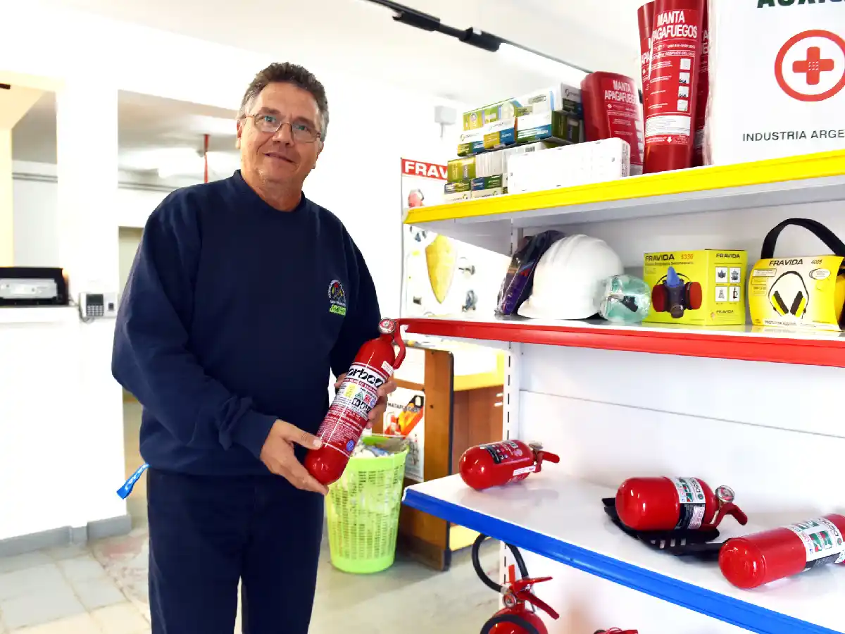 Vacaciones: el kit de seguridad obligatorio para el auto cuesta 200% más que hace 2 años