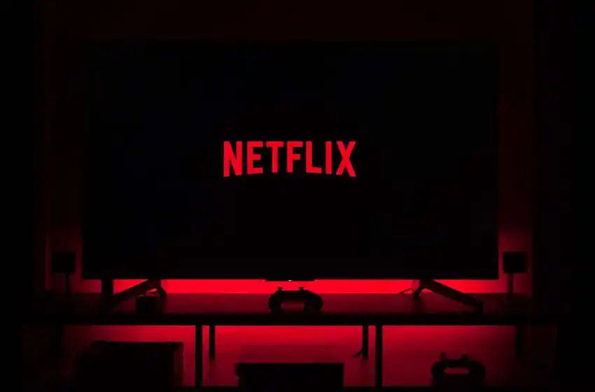 Tras el estreno de una película, un Tribunal incriminó a Netflix por «obscenidad»
