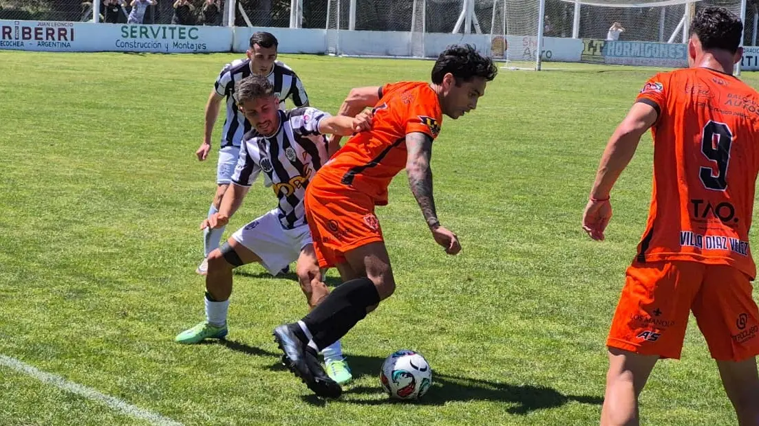 Villa Díaz Vélez cayó ante Atlético Mar del Plata