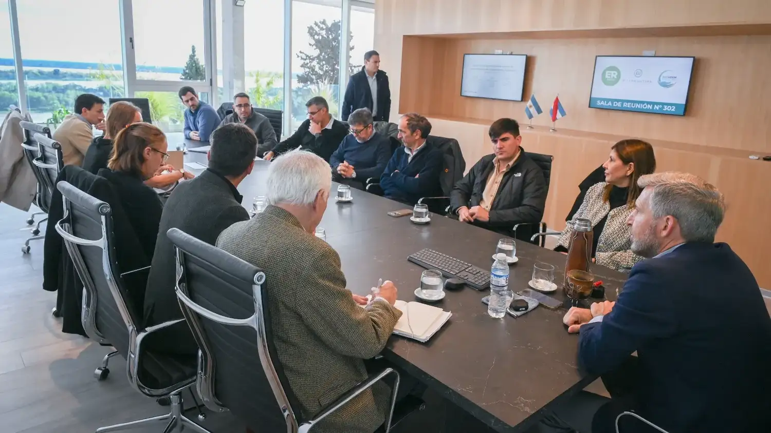 El gobierno provincial gestionará ante Nación un alivio en las tarifas eléctricas para el sector foresto-industrial