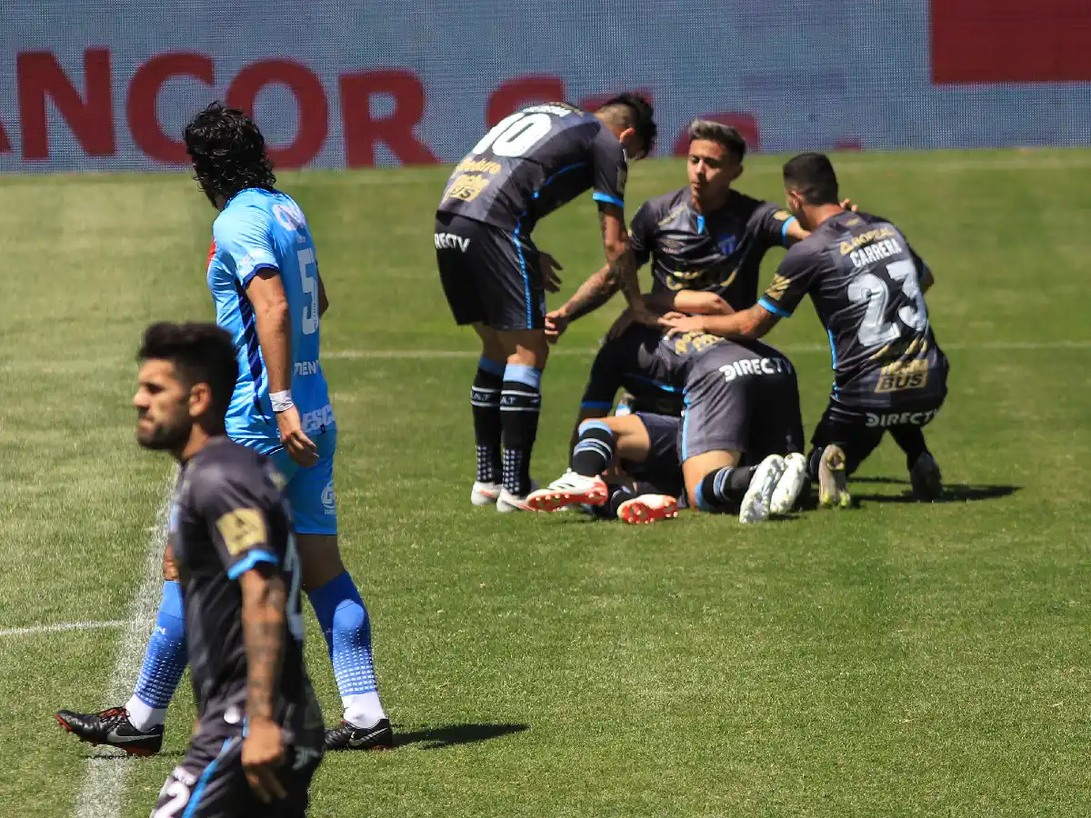 Atlético Tucumán volvió a ganar y lidera la Zona 1