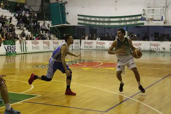 Racing recibirá a Sportivo San Salvador por un lugar en semifinales