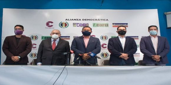 Partidos AD HOC responden a sanciones de Estados Unidos