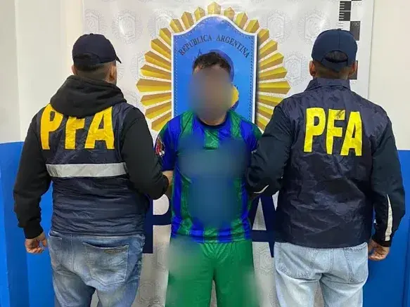 Lo buscaban por un homicidio y cayó en pleno partido de futsal: lo acusan de contratar a un sicario