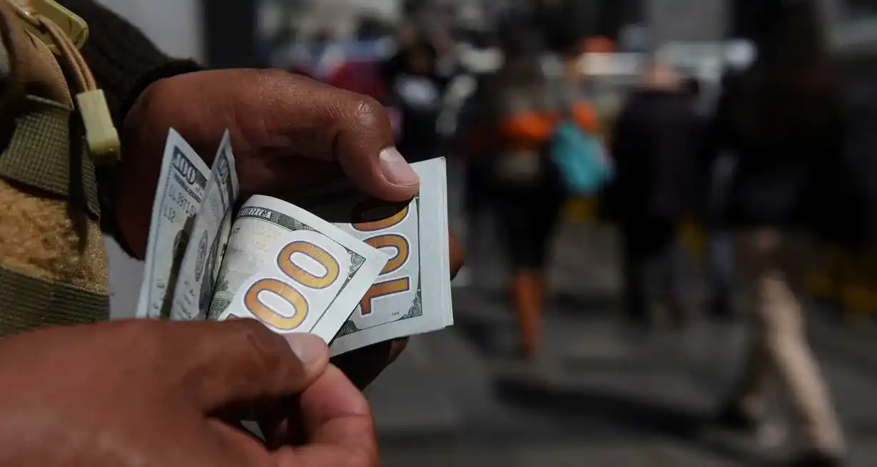 La gran novedad en el mercado argentino es que el salto de la divisa no fue a precios.