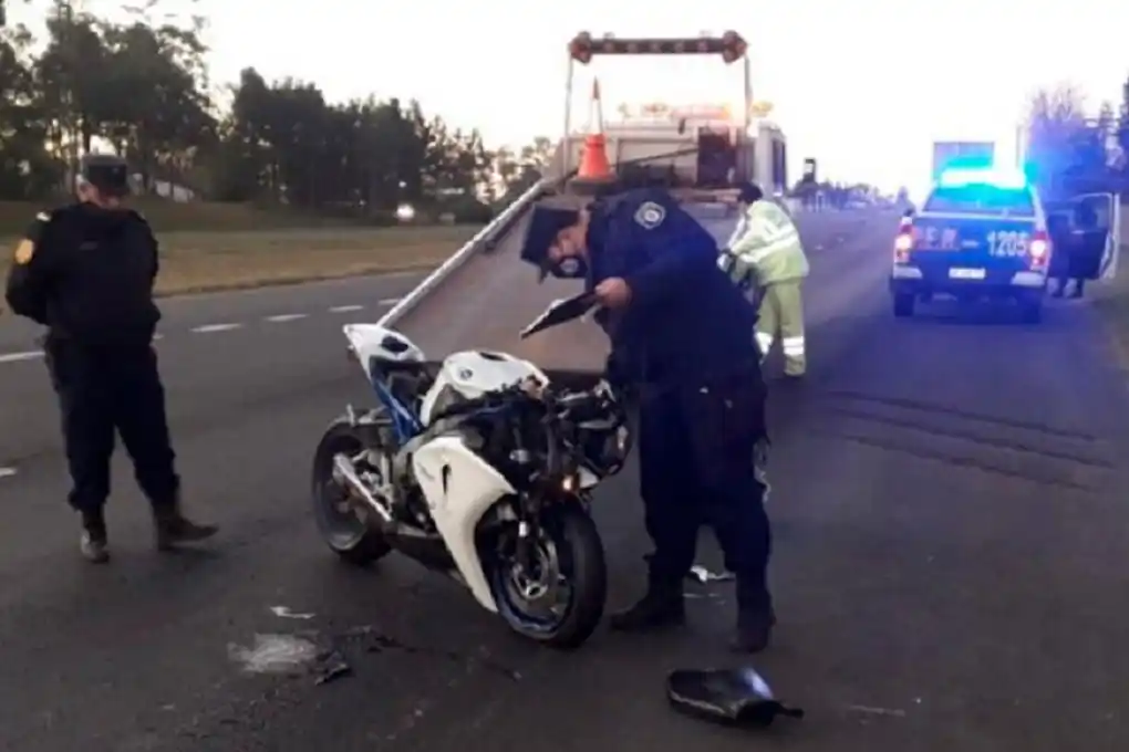 Un motociclista de Gualeguaychú perdió la vida al chocar contra un camión