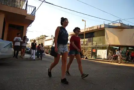 Sigue el calor en la ciudad, mañana 34º 