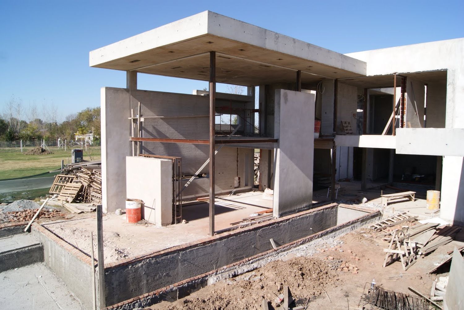 En 14 meses comenzaron 805 obras privadas en la ciudad