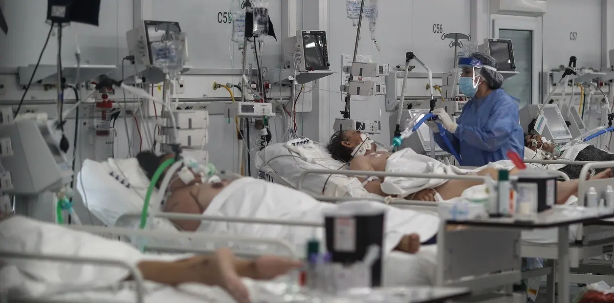 Médicos bonaerenses advierten que el nivel de ocupación de camas "continúa siendo crítico" en la Provincia