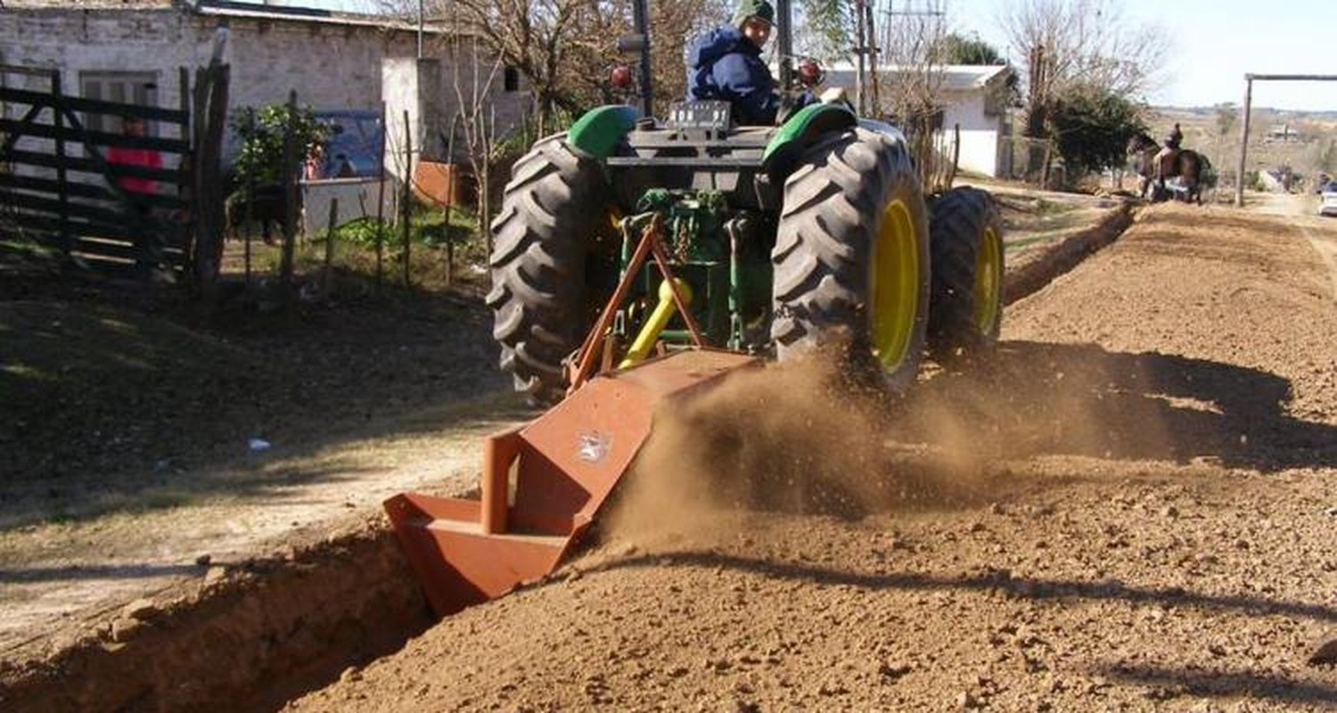 Retomaron tareas en Bajo Tala para conectar el agua potable