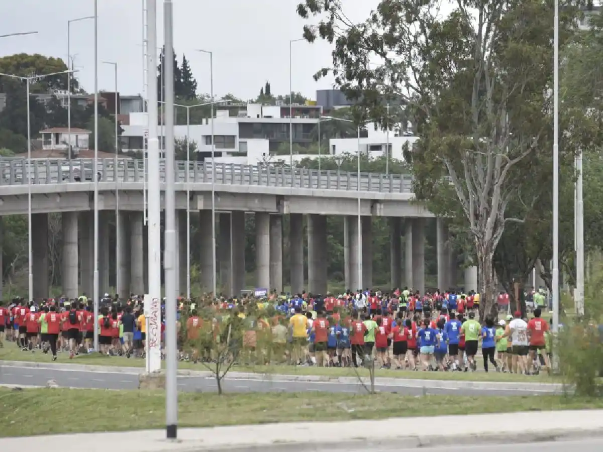 Un hombre de 58 años murió mientras corría una maratón en Córdoba