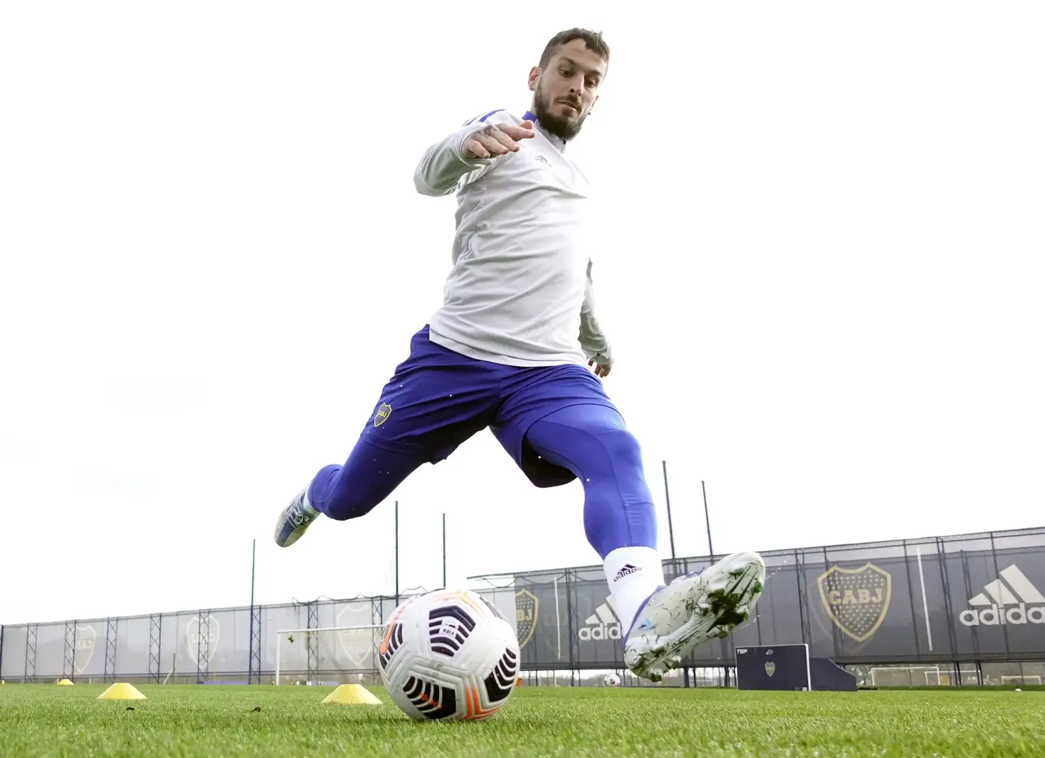 Benedetto reaparece en Boca.