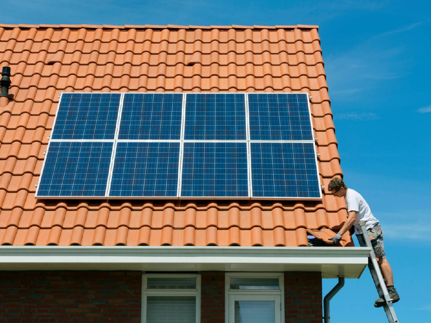 Lanzan créditos por $ 600 millones para financiar la compra de paneles solares