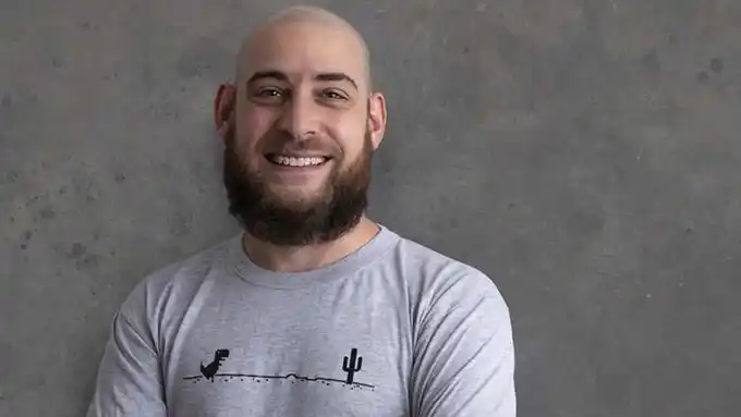 Seba Bortnik es especialista e investigador en Tecnología y Seguridad Informática