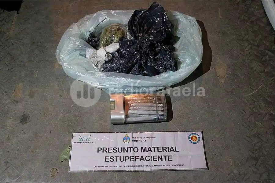 Los atraparon viajando por la RN34 con marihuana y cocaína
