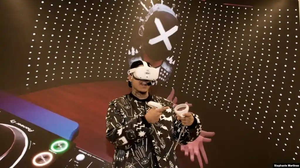 ¿Qué hacen los latinos que incursionan en el metaverso?