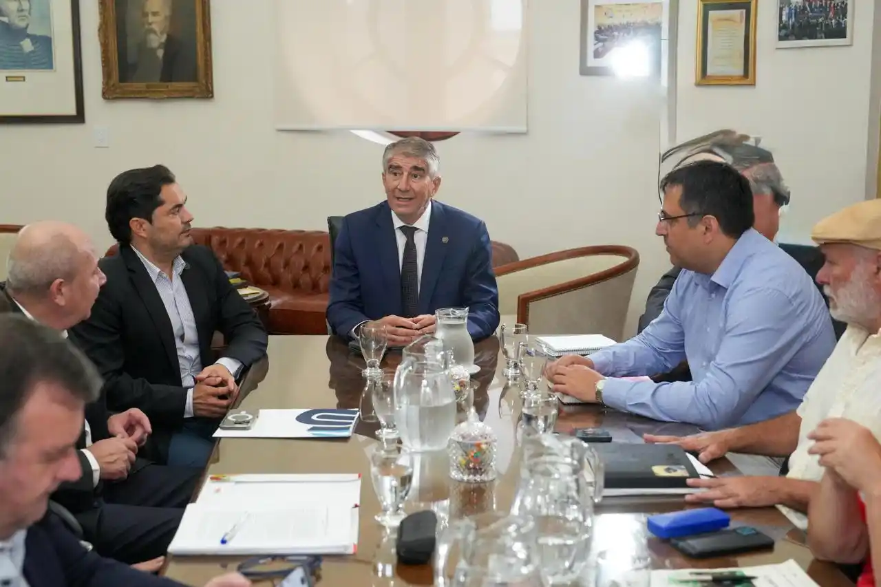 Se realizó la primera reunión paritaria de la administración central
