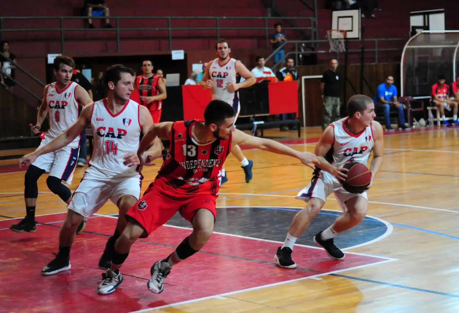 Mañana continuarán las series de reclasificación