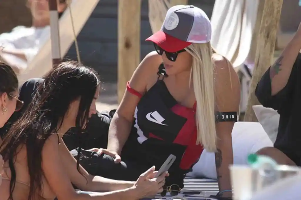“No te me acerques mugroso”: la grave denuncia por maltrato de un fan de Wanda Nara en Punta del Este