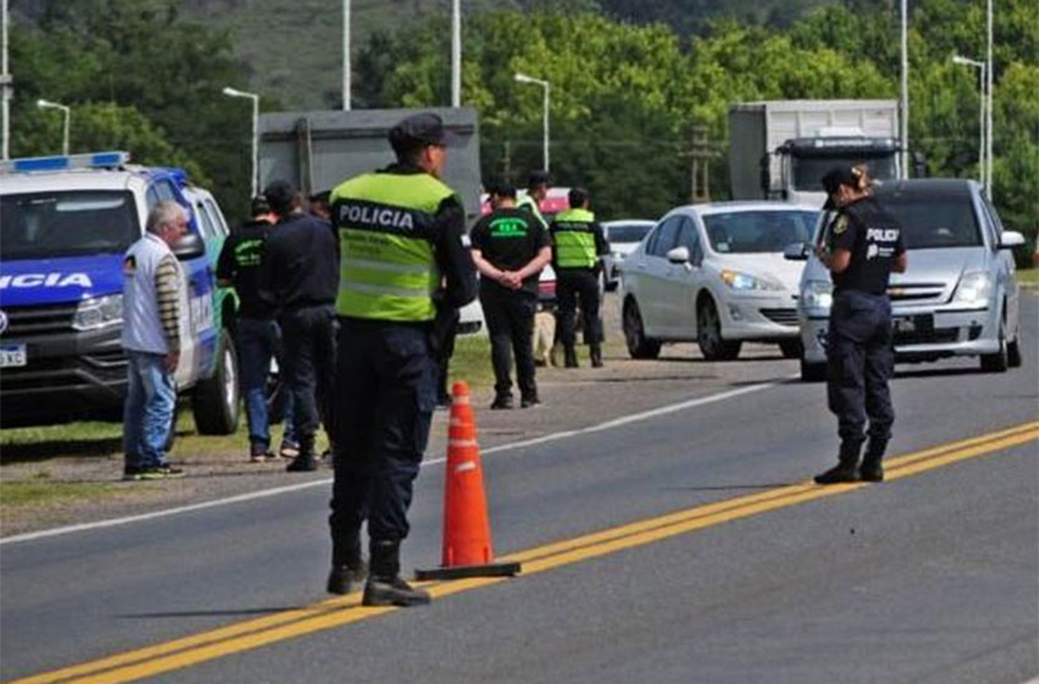 Los remises de Balcarce no pueden entrar a Mar del Plata