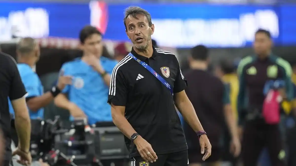 "Bocha" Batista, DT de Venezuela.