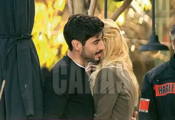 Nicole Neumann y Facundo Moyano, a los besos