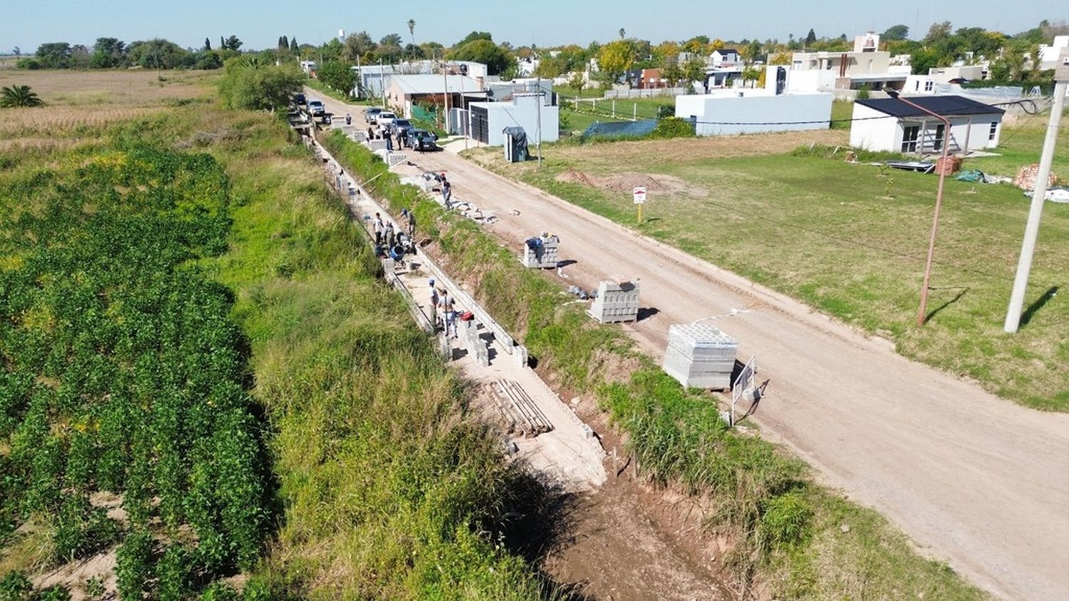 El ministro de Obras Públicas de la Provincia recorrióy supervisó avances de obras en el departamento Castellanos